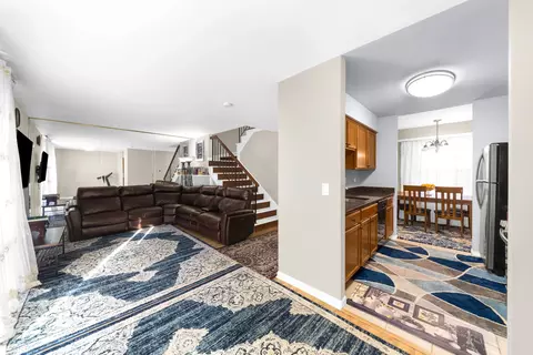 Other - 1942 Georgetown Ln, Hoffman Estates, IL 60169 photo 2 of 3