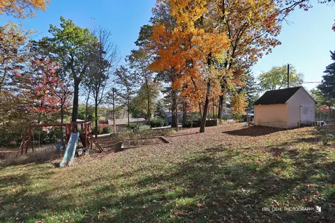 Exterior - 27566 W Stonegate Dr, Spring Grove, IL 60081 photo 6 of 7