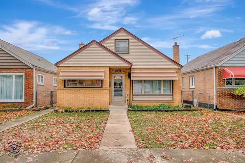 5841 S Meade Ave, Chicago, IL 60638