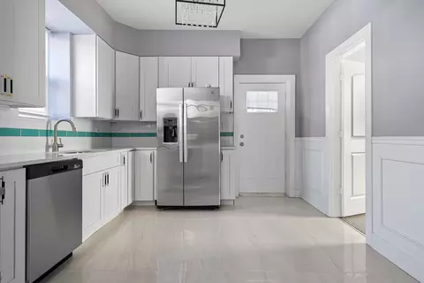 7149 S Eberhart Ave, Chicago, IL 60619 photo 5