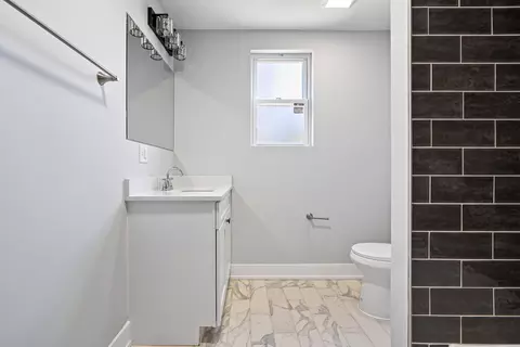7149 S Eberhart Ave, Chicago, IL 60619 photo 15