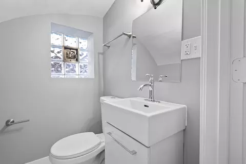 7149 S Eberhart Ave, Chicago, IL 60619 photo 13