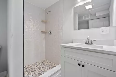 7149 S Eberhart Ave, Chicago, IL 60619 photo 18