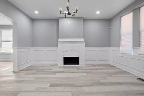7149 S Eberhart Ave, Chicago, IL 60619 photo 8