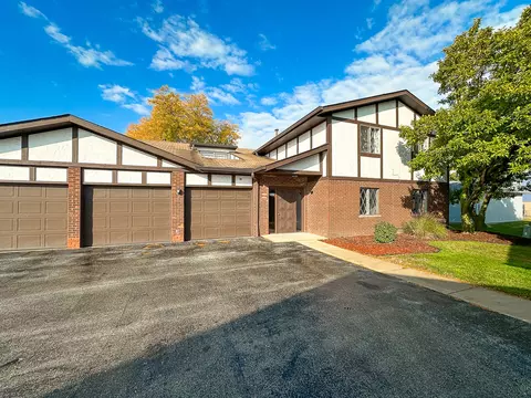 5032 W 122nd St #2A, Alsip, IL 60803