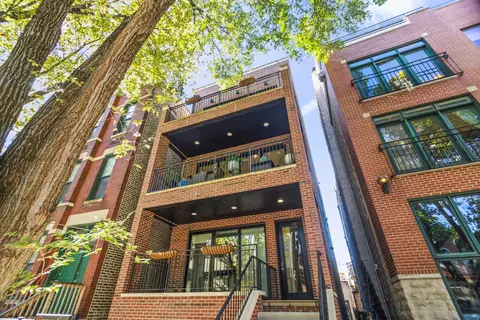 940 N Wolcott Ave #2, Chicago, IL 60622