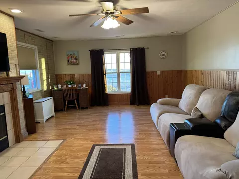 504 E Gridley Rd, Gridley, IL 61744 photo 10