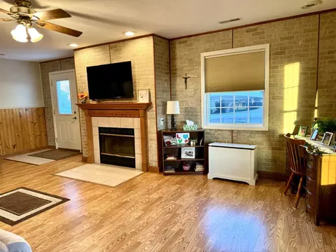 504 E Gridley Rd, Gridley, IL 61744 photo 12