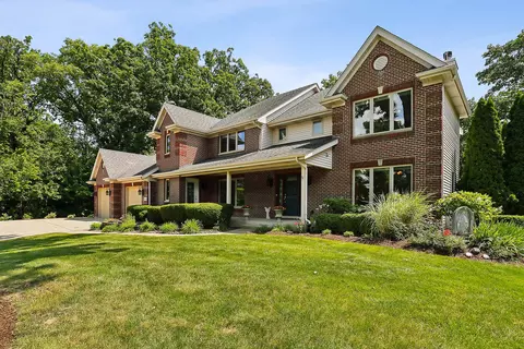 1213 Eagle Crest Dr, Lemont, IL 60439