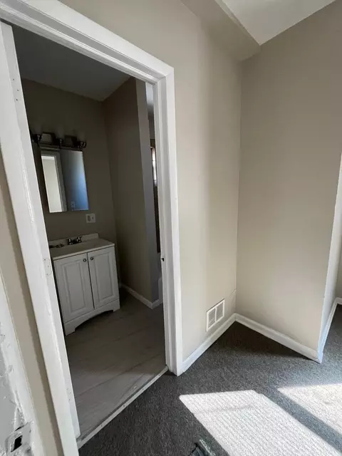 2825 E 76th Pl, Chicago, IL 60649 photo 14