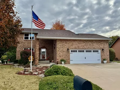 27 Heather Dr, Lasalle, IL 61301