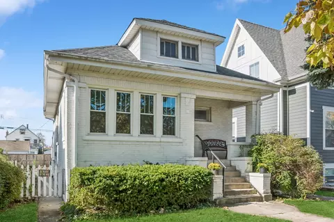 3712 N Sayre Ave, Chicago, IL 60634