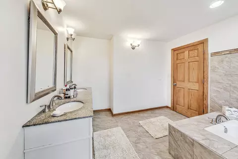 22550 Miller Rd, Steger, IL 60475 photo 31