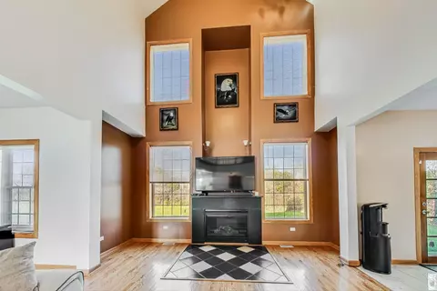 22550 Miller Rd, Steger, IL 60475 photo 22