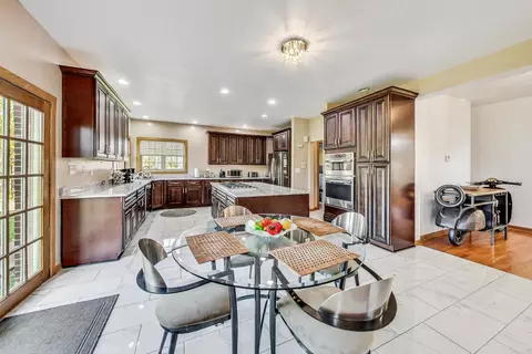 22550 Miller Rd, Steger, IL 60475 photo 14