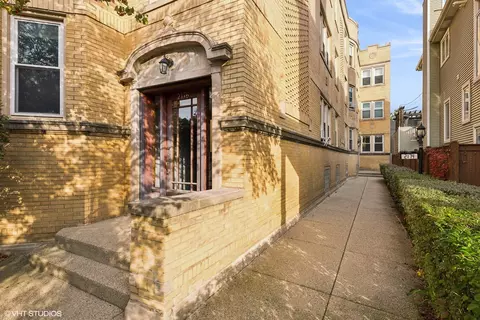 2174 W Leland Ave #1R, Chicago, IL 60625