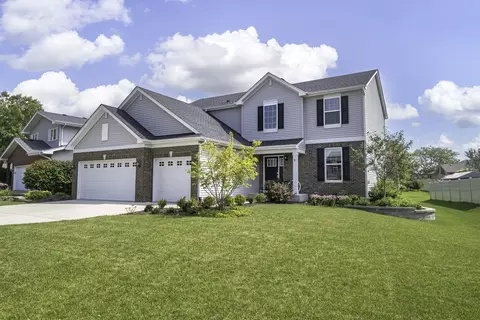 704 Long Ridge Trl, Minooka, IL 60447