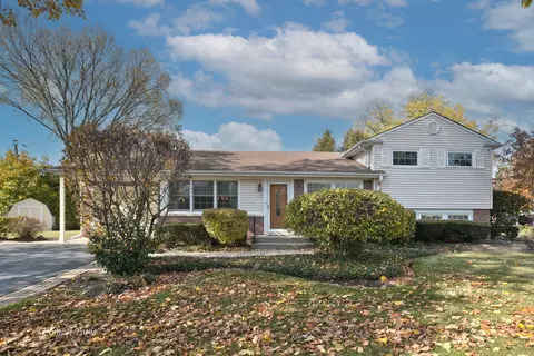 114 S Can Dota Ave, Mount Prospect, IL 60056