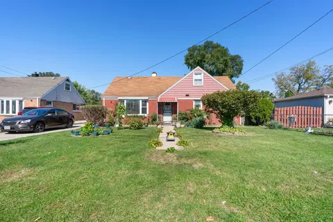 10110 W Palmer Ave, Melrose Park, IL 60164