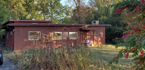 2112 S Race St, Urbana, IL 61801