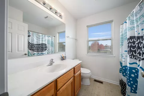 6612 Ayre Dr, Mchenry, IL 60050 photo 11