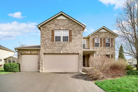 4 N567 Campton Crossings Dr, Saint Charles, IL 60175