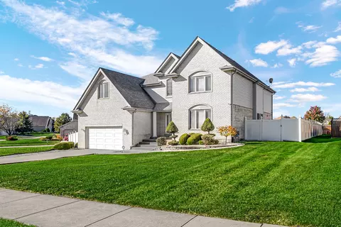 18304 Carrington Dr, Hazel Crest, IL 60429