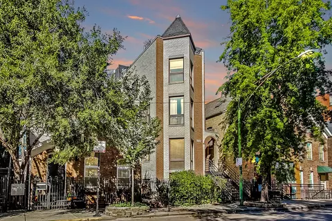 1722 W Beach Ave #1, Chicago, IL 60622