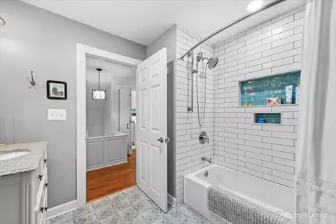 307 E 2nd St, East Dundee, IL 60118 photo 29