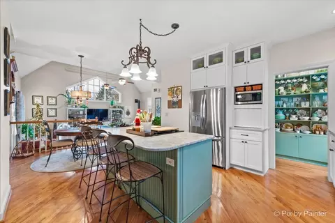 307 E 2nd St, East Dundee, IL 60118 photo 9