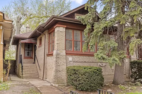 5405 W Potomac Ave, Chicago, IL 60651