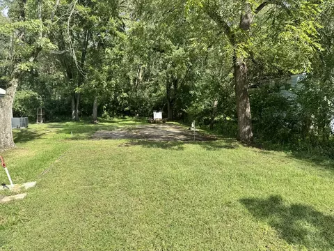 17100 Woodhaven, Sublette, IL 61367