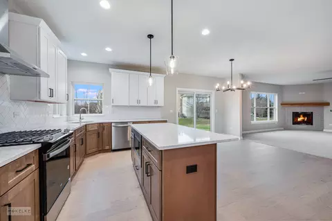 Kitchen - 26502 Silverleaf Dr, Plainfield, IL 60585 photo 1 of 5