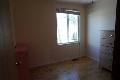 Bedroom - 916 Symphony Dr, Aurora, IL 60505 photo 5 of 5