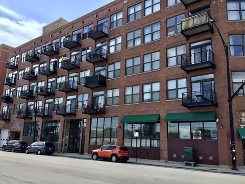 2310 S Canal St #512, Chicago, IL 60616