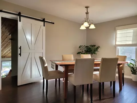 Dining - 302 Washington St, West Dundee, IL 60118 photo 1 of 1