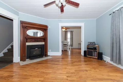 105 W Ulmer St, Arrowsmith, IL 61722 photo 3