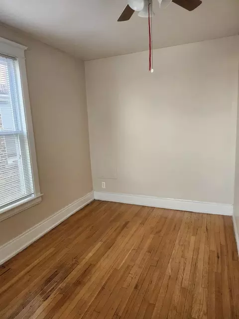 216 E 68th St, Chicago, IL 60637 photo 11
