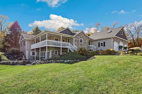 665 N 400 E, Valparaiso, IN 46383