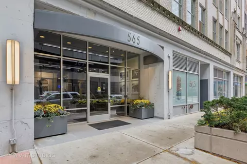 565 W Quincy St #1116, Chicago, IL 60661