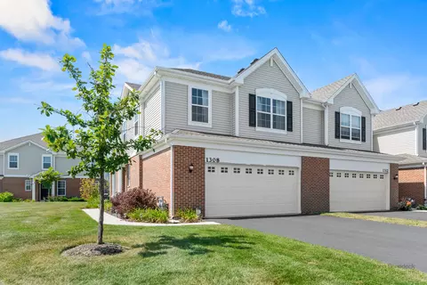 1308 Draper Rd, Mchenry, IL 60050 photo 1
