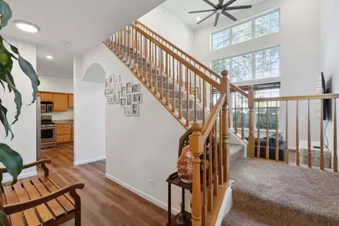Entry Way - 420 Alexia Ct, Wheeling, IL 60090 photo 1 of 3