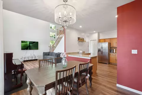 Dining - 420 Alexia Ct, Wheeling, IL 60090 photo 1 of 2