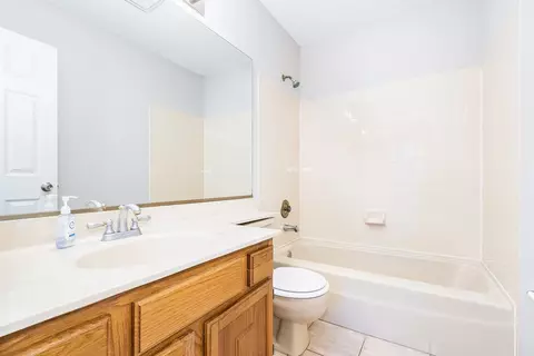 1005 Pheasant Run Ln, Aurora, IL 60504 photo 11