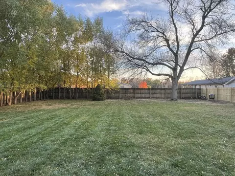 Exterior - 405 E South St, Durand, IL 61024 photo 5 of 7