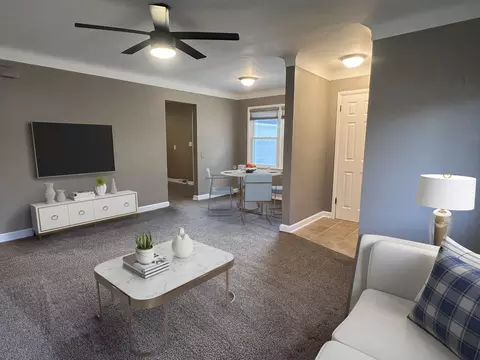 Living - 405 E South St, Durand, IL 61024 photo 2 of 4