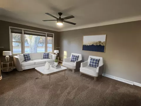 Living - 405 E South St, Durand, IL 61024 photo 1 of 4