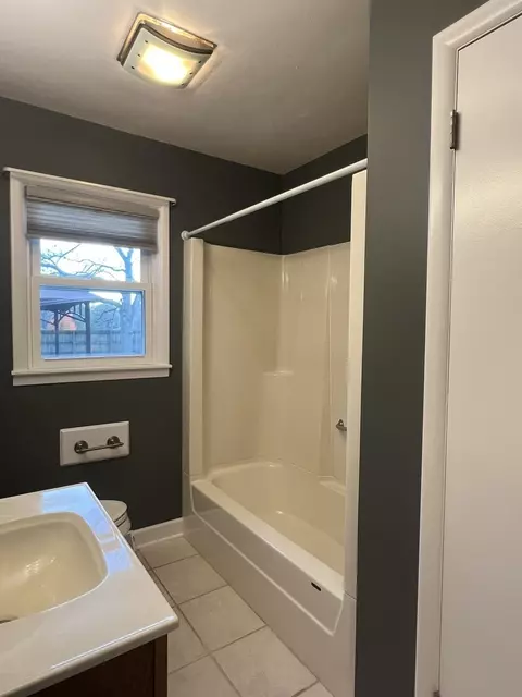 Bath - 405 E South St, Durand, IL 61024 photo 2 of 2