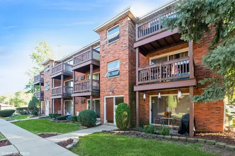 14840 Kilpatrick Ave #611, Midlothian, IL 60445