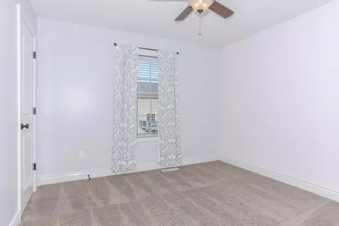 Bedroom - 1309 Kickapoo Creek Rd, Bloomington, IL 61705 photo 3 of 8